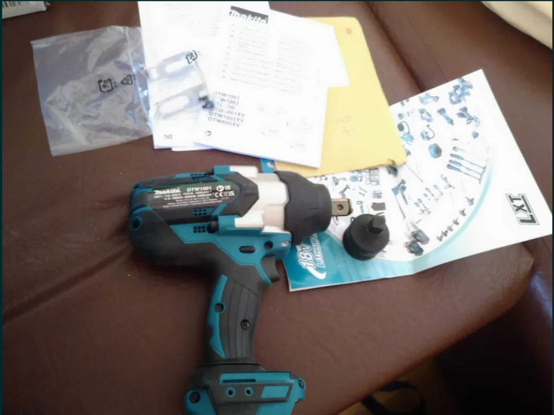 Makita DTW 1001 Z pistol impact brushless 1000Nm/ 18V fara acumulatori