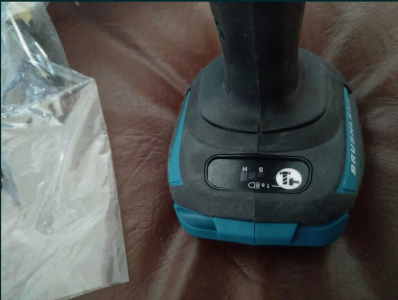 Makita DTW 1001 Z pistol impact brushless 1000Nm/ 18V fara acumulatori